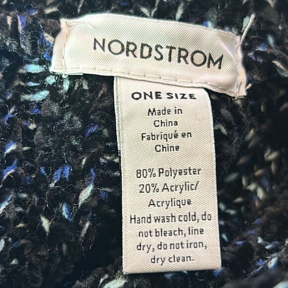 Nordstrom’s black blue and white Infiniti Short scarf - Picture 2 of 8